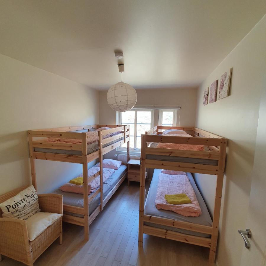 Hvammur 2 Guesthouse Red House Blonduos Eksteriør billede